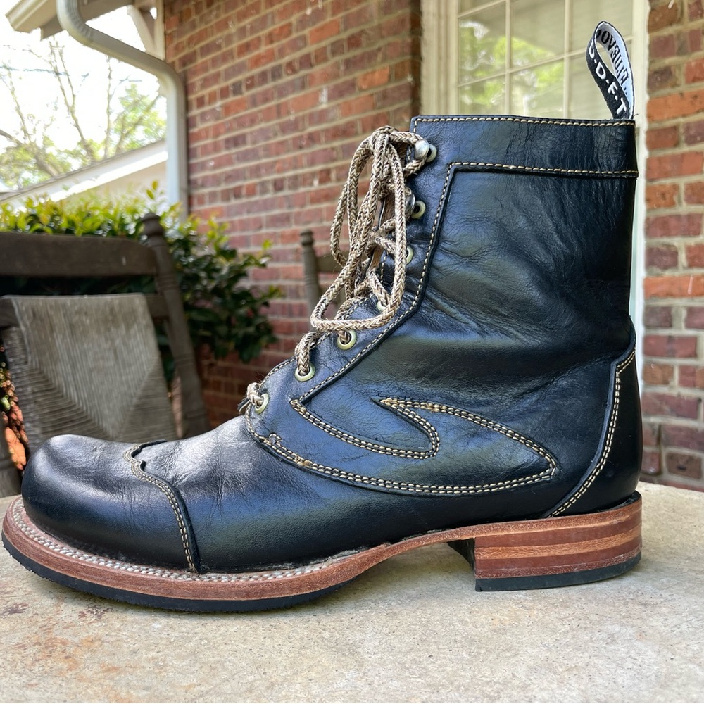 Men’s Fluevog Wyatt Western-Style Embroidered Ankle Boot in Black. - Picture 7 of 16